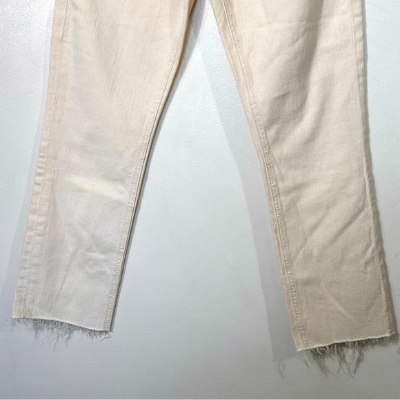 Mother NWT The Dazzler "Ouch" Shift Jeans in Cream- Size 28 - Picture 8 of 15